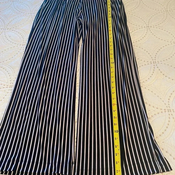 Robert Louis Pants 🌿 - Picture 4 of 5